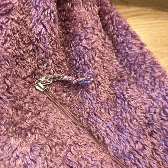 Ariat light purple/pink Sherpa mock neck jacket buttoned front size large - Picture 6 of 9